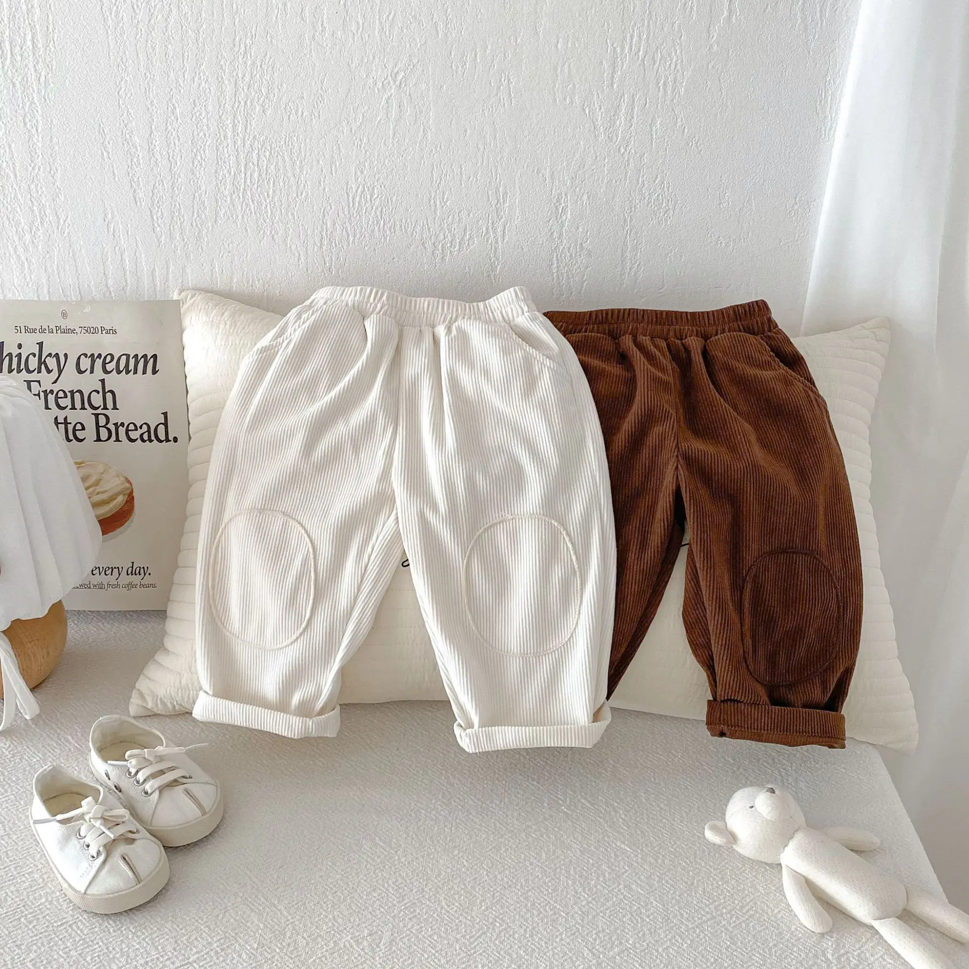 

2025 Autumn New Children Loose Corduroy Trousers Girls Solid Harem Pants Baby Boys Vintage Versatile Casual Pants Kids Clothes