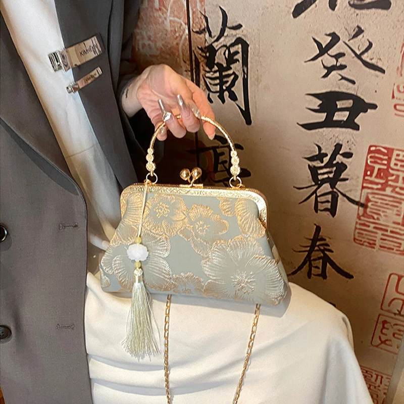 Chinese Style Embroidered Shoulder Bag Elegant Handbag Retro Small Square Bag Wedding Party Luxury Designer Women Evening Clutch