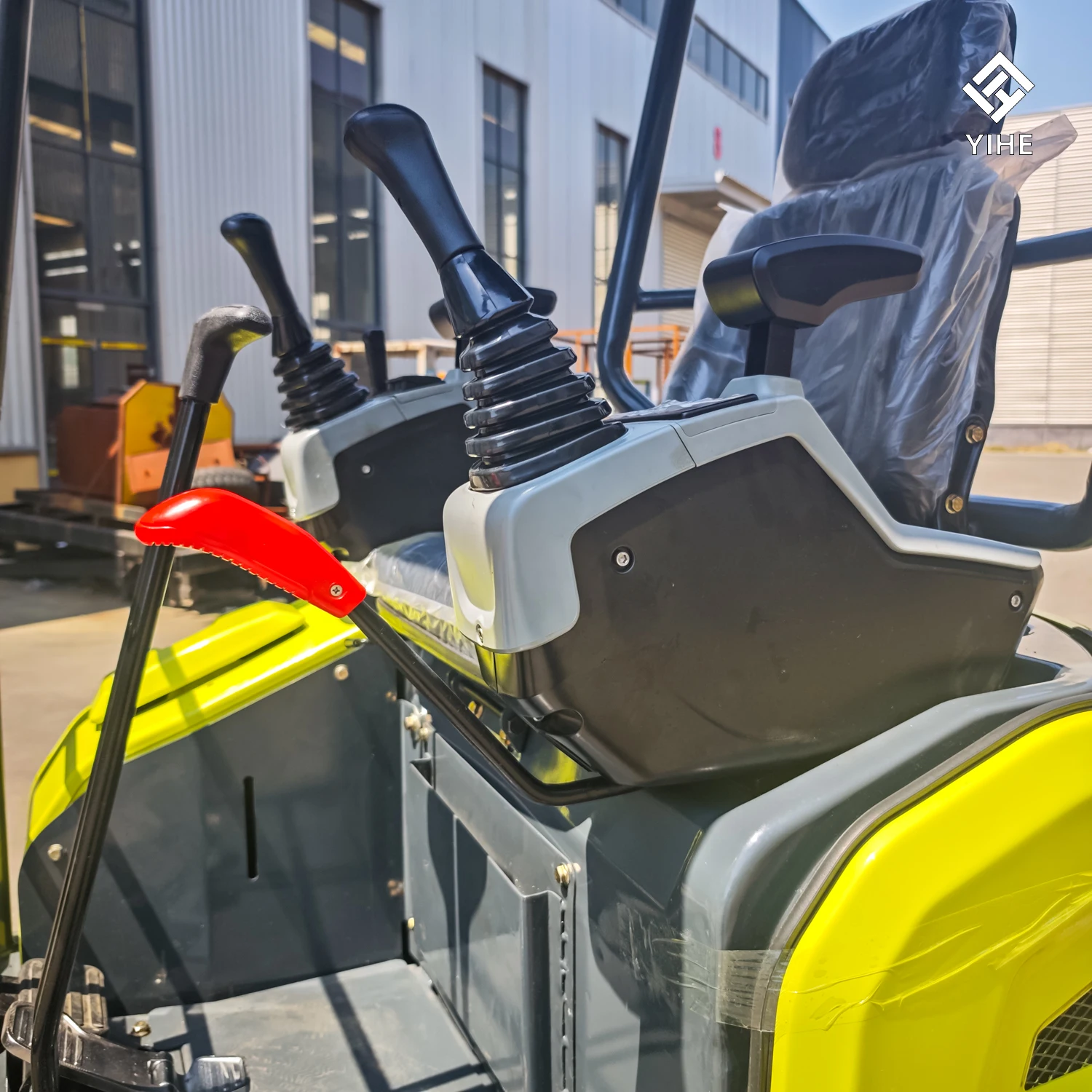 2 Ton Long Reach Mini Excavator Diesel Crawler Digger with Extended Boom Steel Track for Demolition Construction