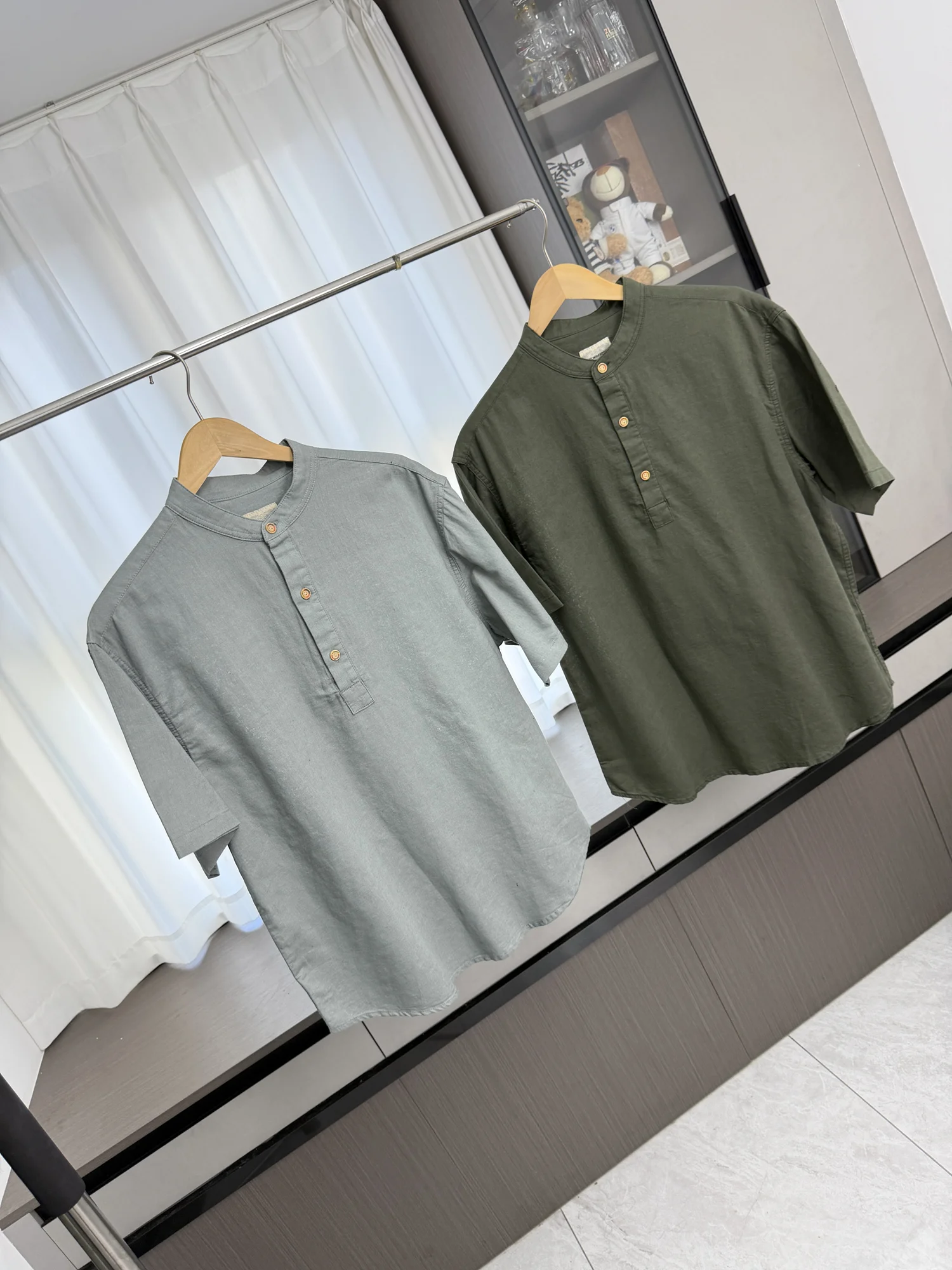 High-End Linen Blend Men's Summer Shirt Moisture Wicking Breathable Stand Collar Casual Short Sleeve Fashion Urban Style