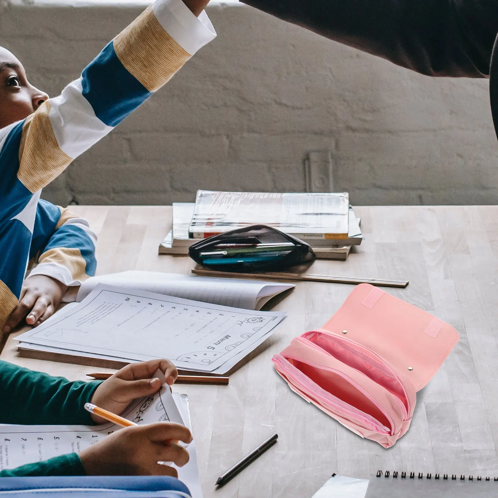 مقلمة كرتونية محمولة متعددة الاستخدام بسحاب كبير وحقيبة ضغط كاواي لحقيبة الضغط