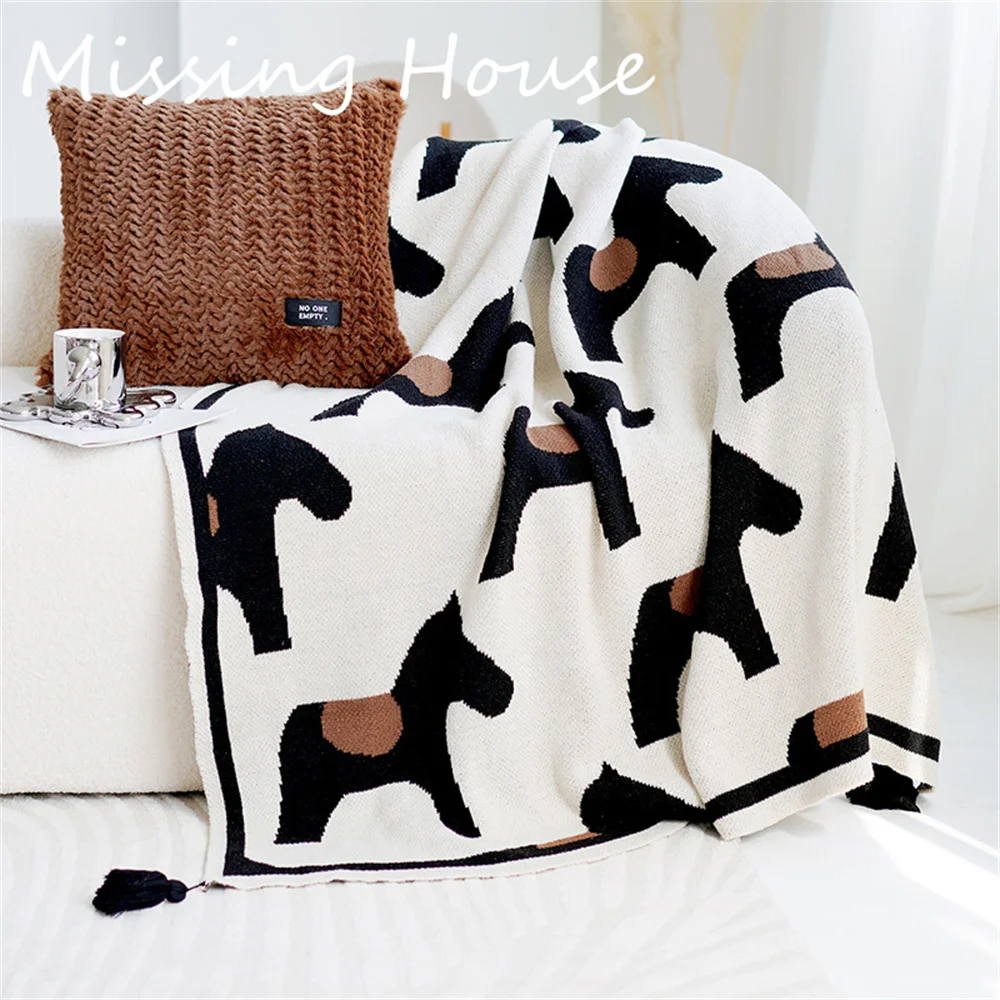 Cartoon Horse Thread Blanket Winter Warm Cover Knitted Bedspread Soft Sweet Home Modern Check Flora Sofa Bed Cover