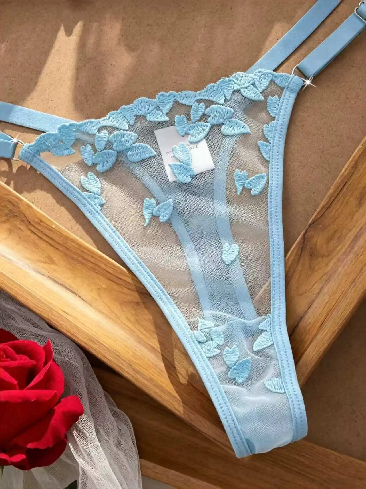 Underwire bra set with 3/4 cup shape, adjustable straps, and soft mesh finish