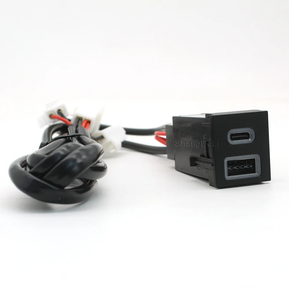 Car Dual Charger Socket USB QC3.0 Fast Charging Quick PD Charging USB Charger For Toyota RAV4 Car Accessories