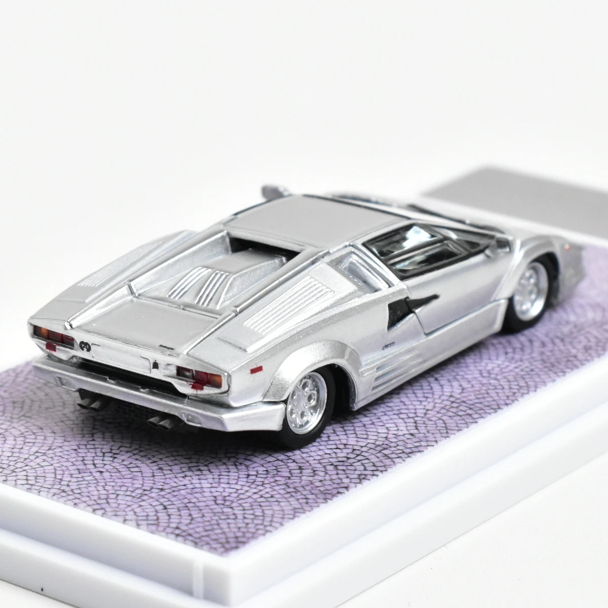 FY 1:64 LP5000 QV25 Diecast Model Car