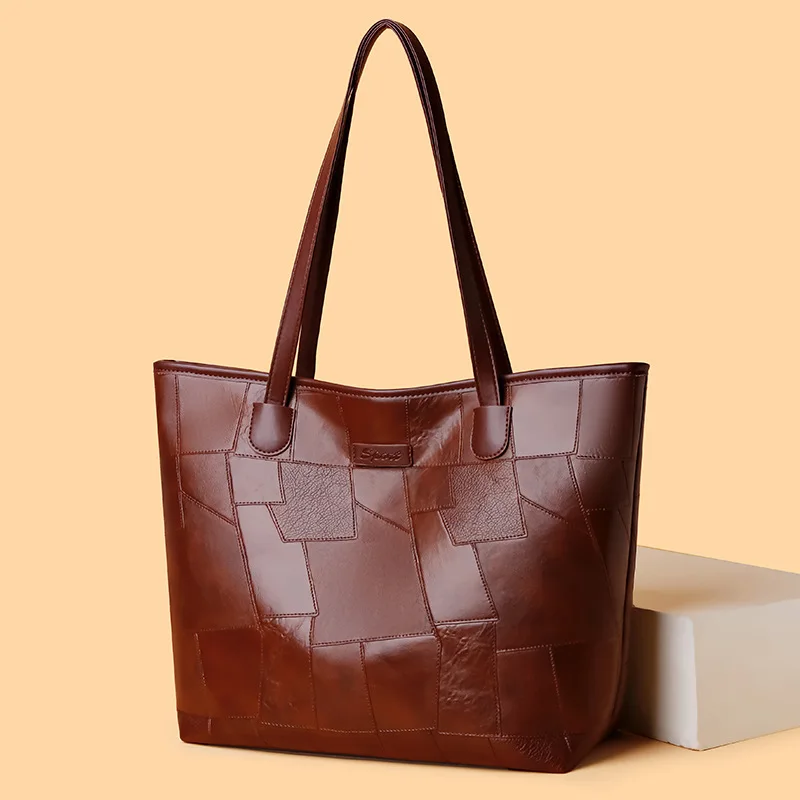 

Fashionable Large Capacity Tote Bag Casual Shopping Commuting Shoulder Armpit Bag High-End Feel for Stylish Women