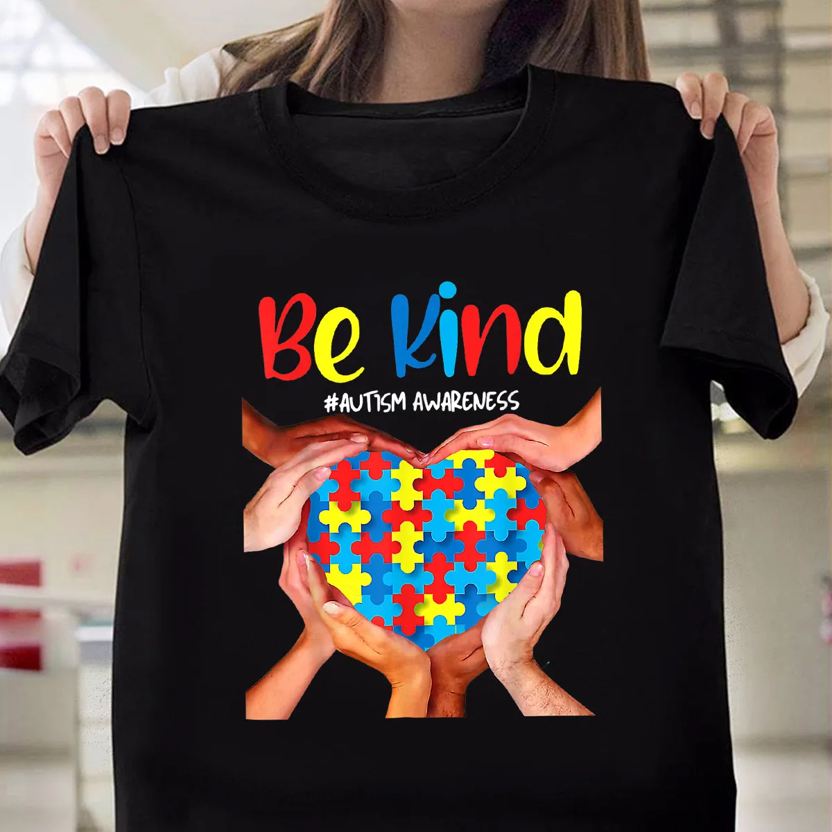 Be Kind Autism Awareness Kindness Love Puzzle Heart Hand Autism Proud T-Shirt