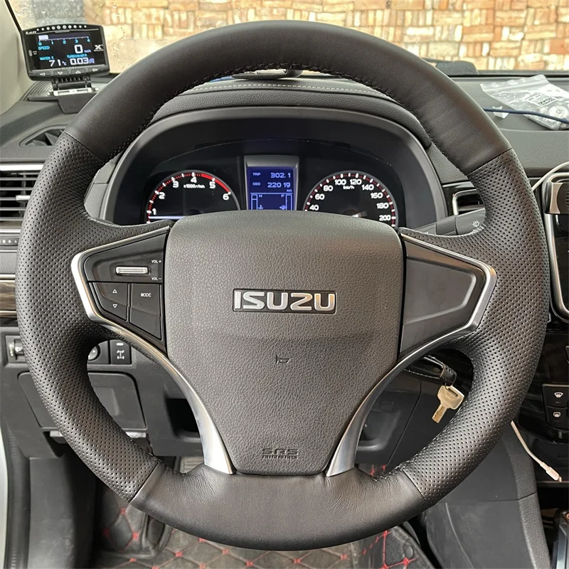 

For 2023 Isuzu Linkto D-MAX Special Hand-stitched Braid Steering Wheel Cover Non-slip Auto Interior Accessories Steering Wrap