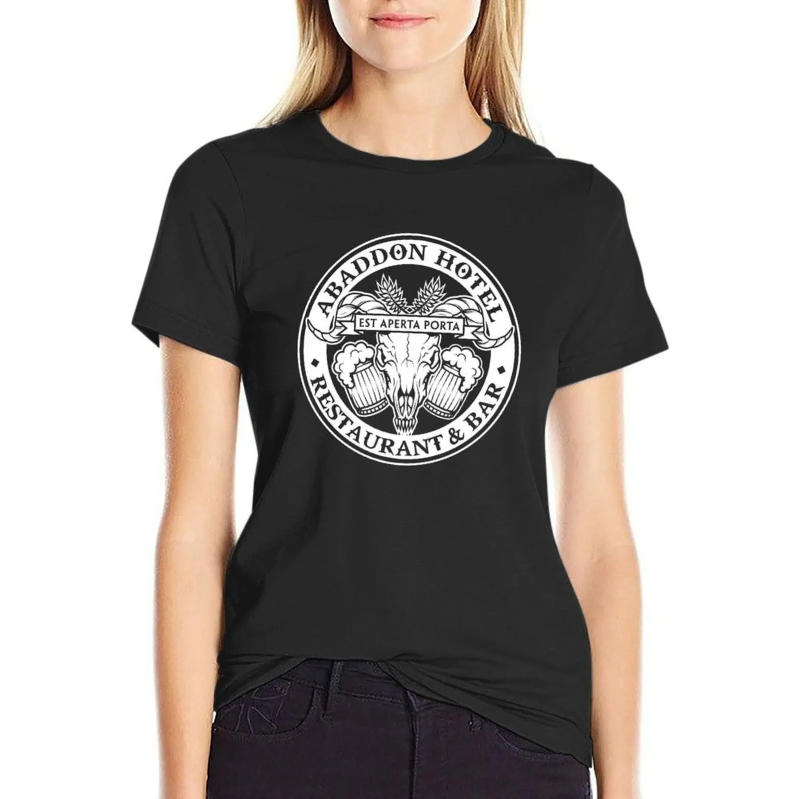 Abaddon Hotel Restaurant T-Shirt Anime Kleidung Hemden Grafik T-Shirts Sommer Tops Designer Kleidung Frauen Luxus