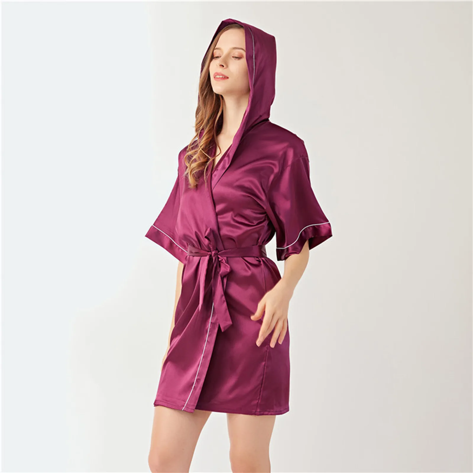 Women's Hooded Silk Robes Satin Kimono Robe Short Bathrobe Bridesmaid Wedding Party Sleepwear Elegant Female Pajamas