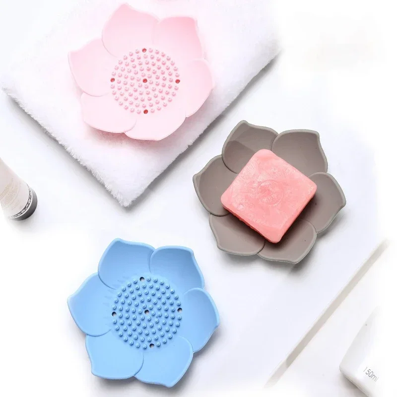 1pc Silicone Box Draining Soap Dish Soap Box Plate Lotus Shape Holder Portable Soap Dishes Bathroom Accessories