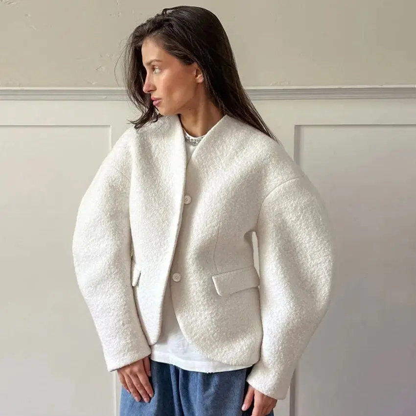 

Thiened Autumn Women's Woolen Jaet White V-ne Single Breach Cleanfit Sle Winter irt Fem Faion Polypropylene Ma...