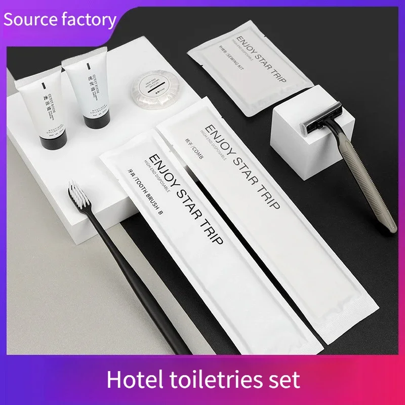 

Набор одноразовых зубных щеток, одноразовые туалетные принадлежности для гостиничных B&B, одноразовая расческа, шапочка для душа, бритва, тапочки оптом.