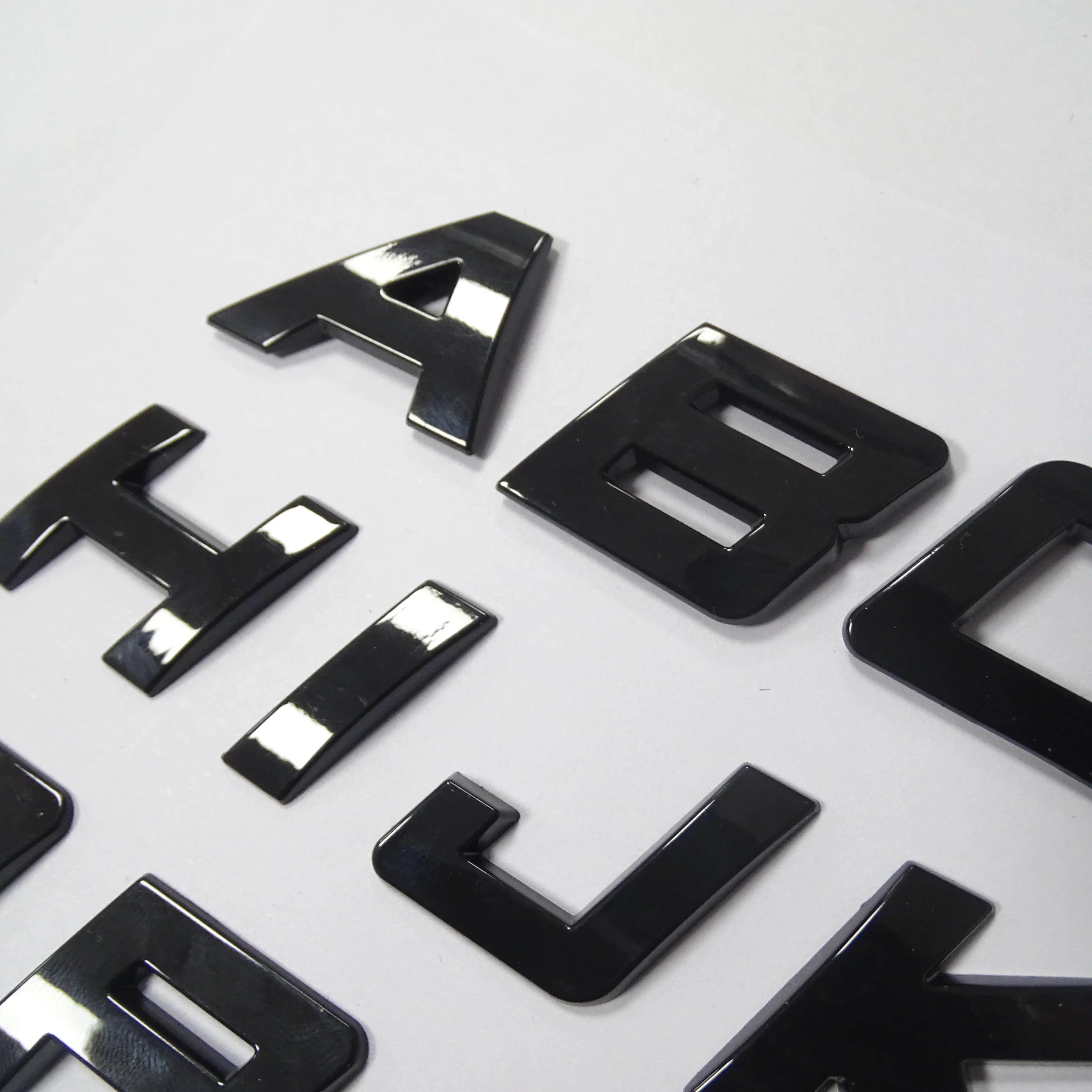 Glossy black 3D 2.5cm high Ita - Car Accessories Name 评论和价格