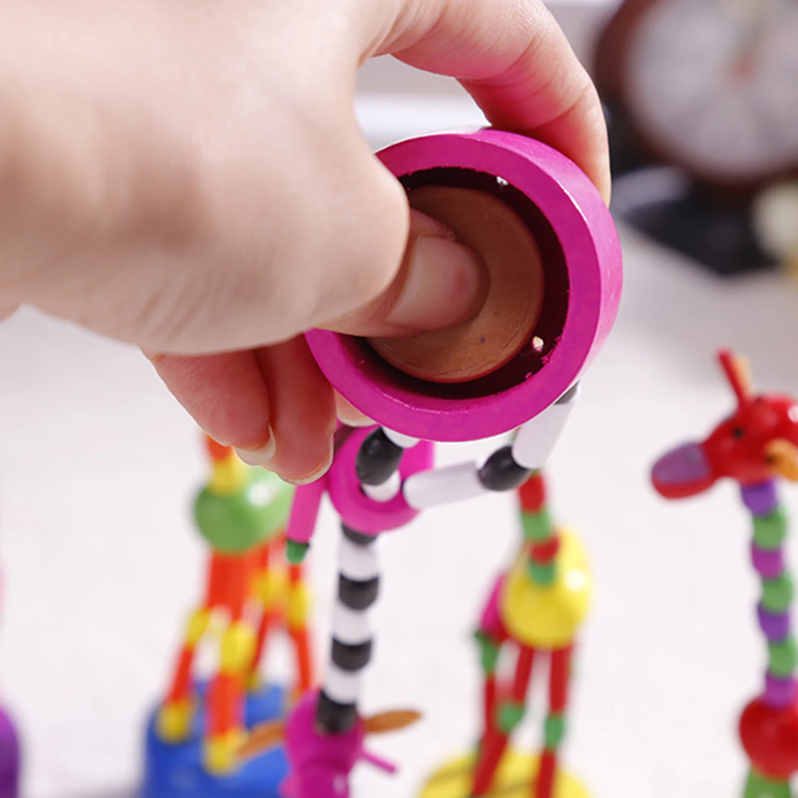 5 Stück Lift The Thread Baby-Eichhörnchen-Spielzeug, Giraffen-Fingerpuppen für Kleinkinder von 1–3 Jahren