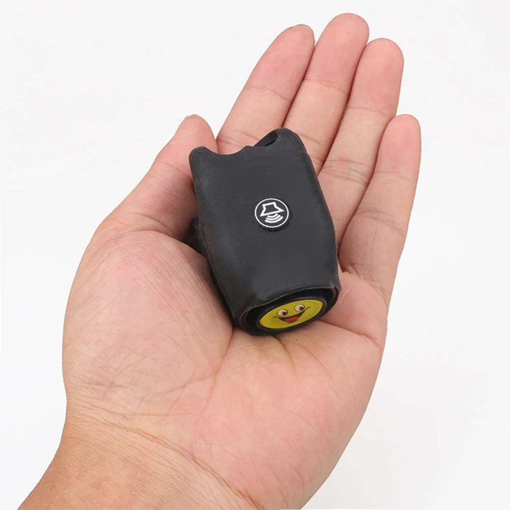 

Bicycle Mountain Bike Waterproof Electric Horn 120dB High Decibel Cycling Handlebar SB Rechargeable Horn