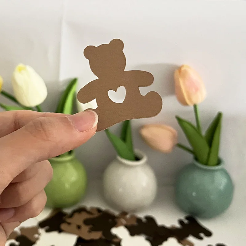 100Pcs Teddy Bear Paper Scraps In Three Colors Baby Shower Decorations Children\'s Gifts Birthday Parties DIY Decorative Items