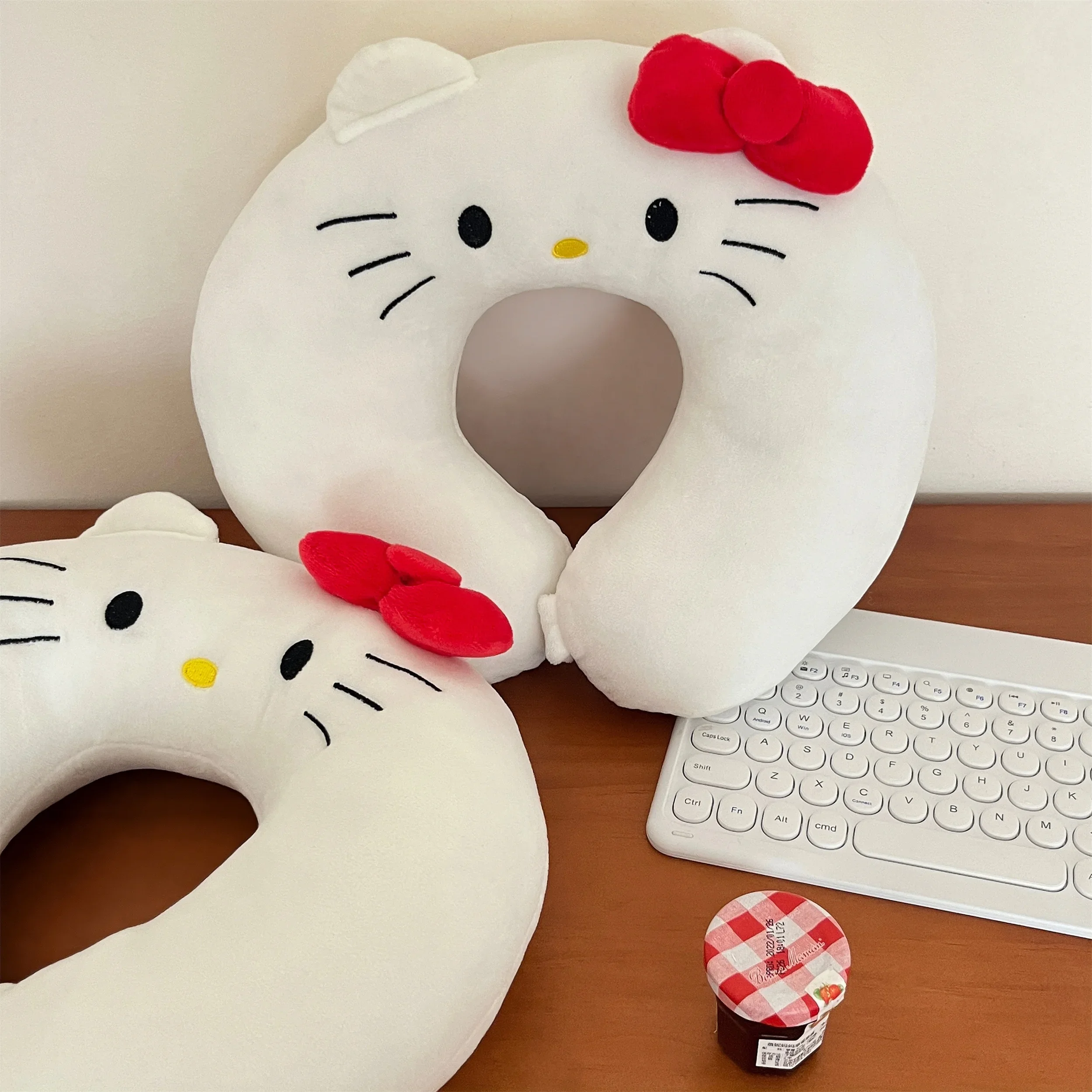 Sanrio-almohada de cuello en forma de U de Hello Kitty para niña, almohada de siesta de viaje de gato blanco de estilo japonés Kawaii, regalos de avión y oficina