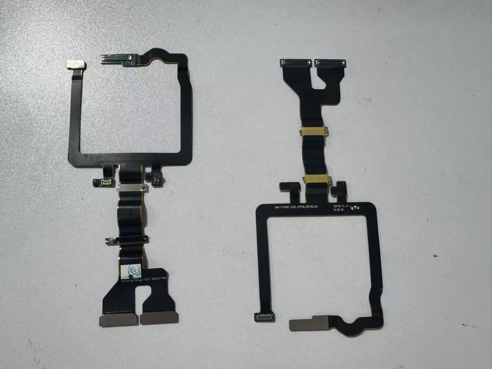 For Samsung Z Flip 2 3 4 5 6 F741 F700 F711 F721 F731 F707 Flip4 Mainboard Connector Flex Cable LCD Display Spin Axis Main Flex
