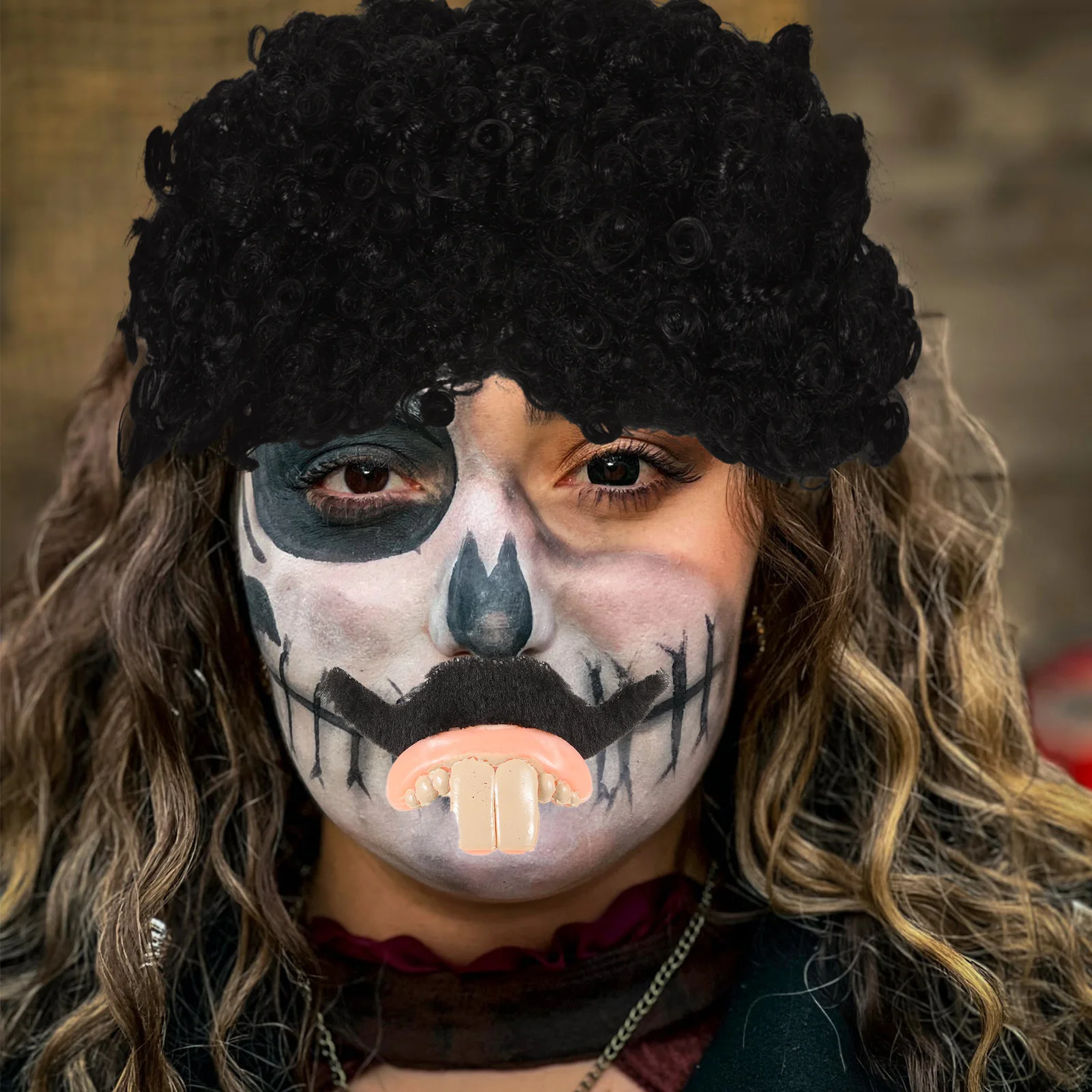 ชุดฟันปลอมและหนวดปลอมสำหรับฮาโลวีน 4 ชิ้น สีดำ หนวดปลอมแบบหลวม ฟันปลอมแบบเน่า สำหรับแต่งกาย คอสเพลย์ ปาร์ตี้ งานแฟนซี