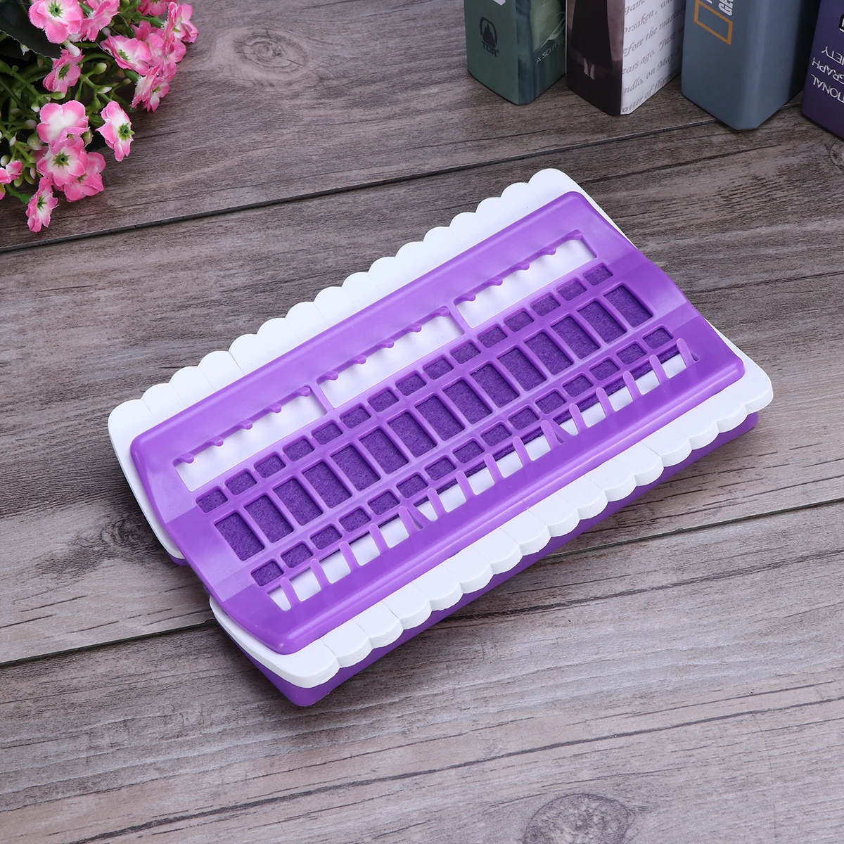 

30 Positions Floss Card Durable Lightweight Purple Wire Management Cable Cross Stitch Embroidery Thread Organizer Tangle