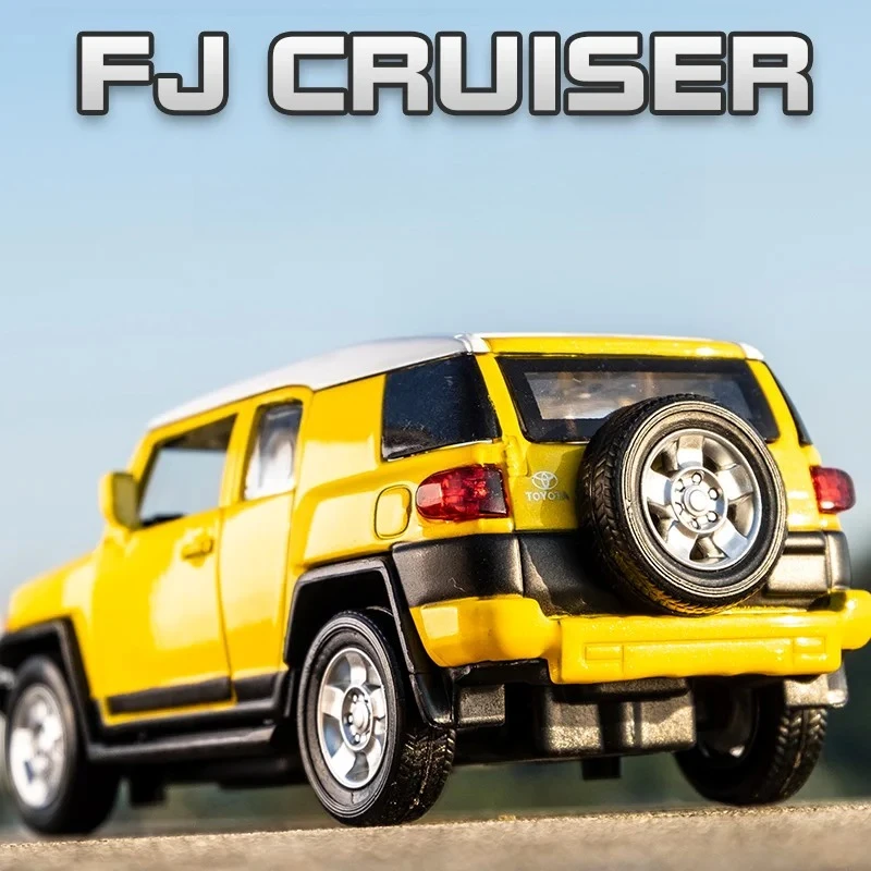 

1:32 FJ CRUISER Alloy Car Model Diecasts Metal Model High Simulation Toys For Children Diecast Alloy Car Model Collectible