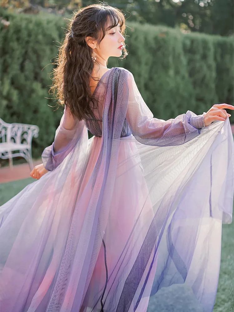 Medieval Dress Fantasy: The Ultimate Guide to Finding an Authentic,  Ethereal Gown for Fantasy Events