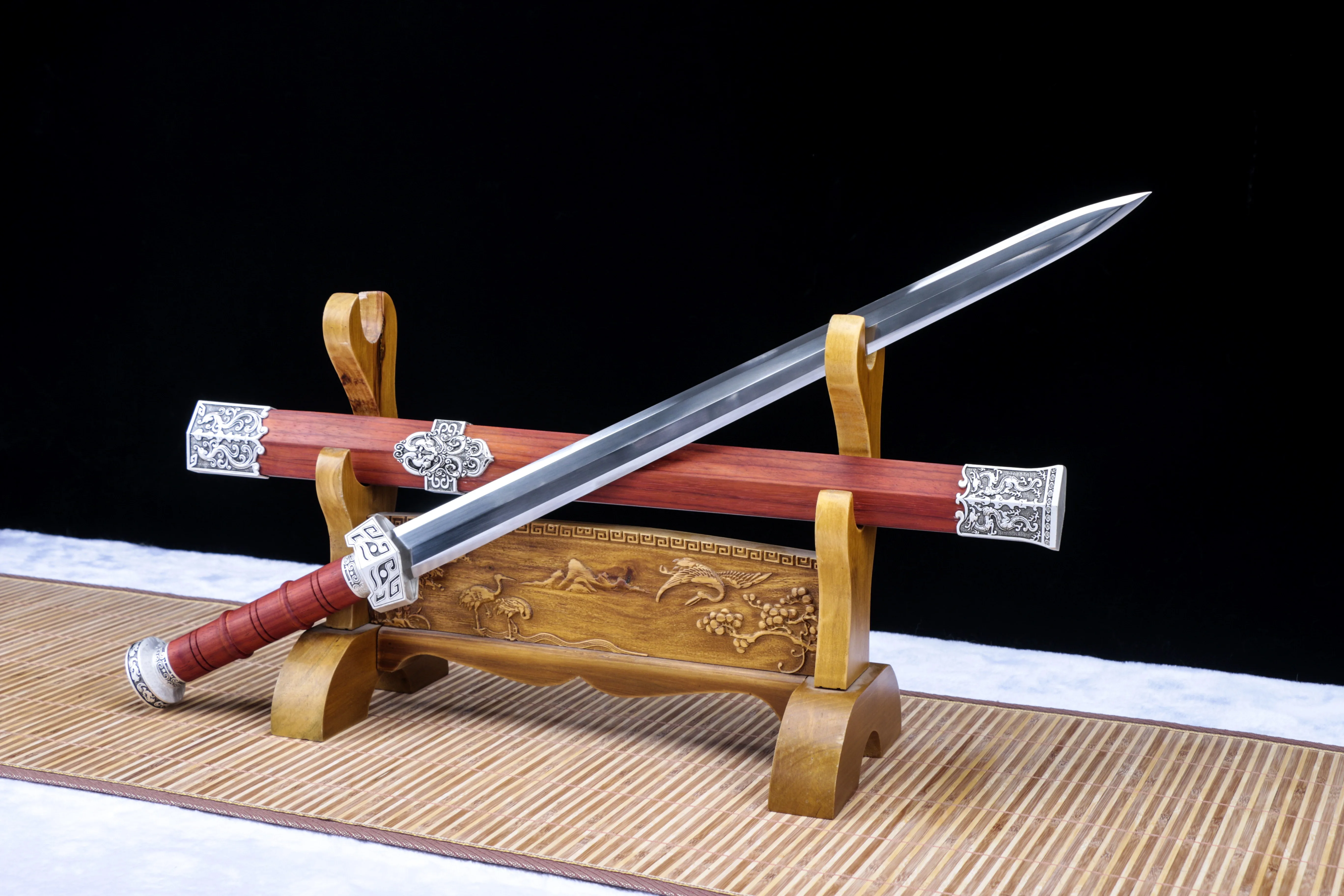 79 سنتيمتر سيف الحرب الإمبراطورية الرومانية في العصور الوسطى ، سيف فارس الهيكل الأوروبي ، كاتانا فايكنغ ، الصليبية ، محارب لحام السيف ، العدالة