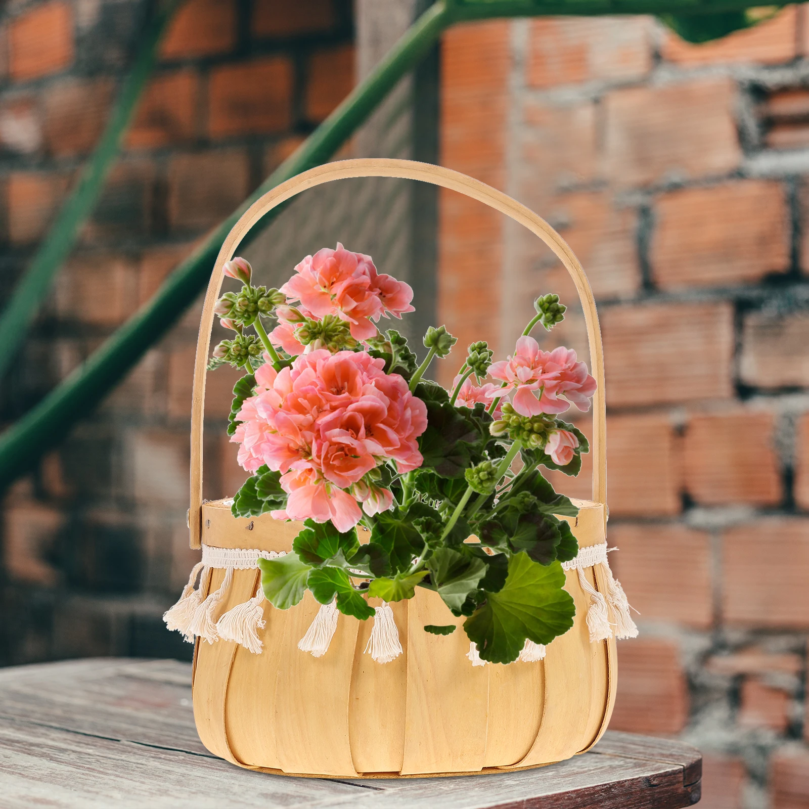 

Portable Woven Storage Basket Eco-Friendly Large Capacity Sundries Organizer For Home Desktop Flower Basket Magazines