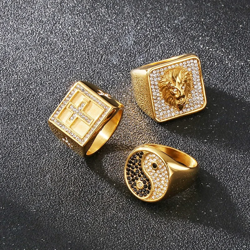 Fashionable Lion He…