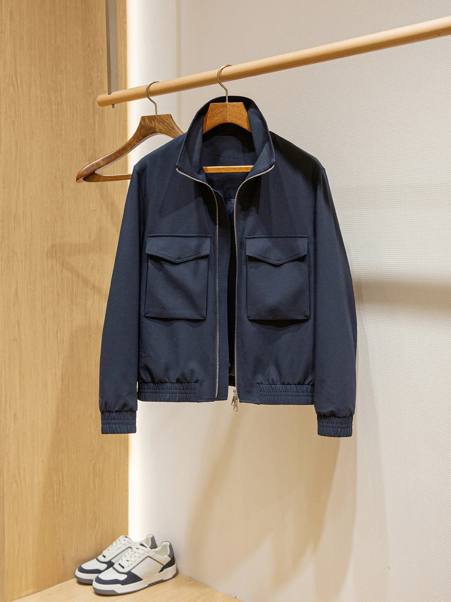 

Worsted wool-blend spring men's thin shoulder-length loose jacket