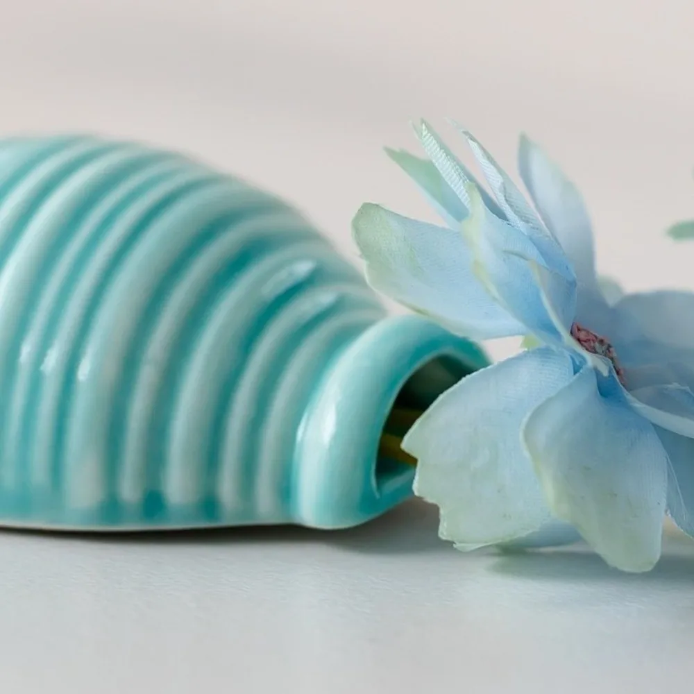 

2PCS Handcrafted Ceramic Vase Fridge Stickers Exquisite Colorful Mini Plant Vase Decorative Personality Fridge Magnets Party