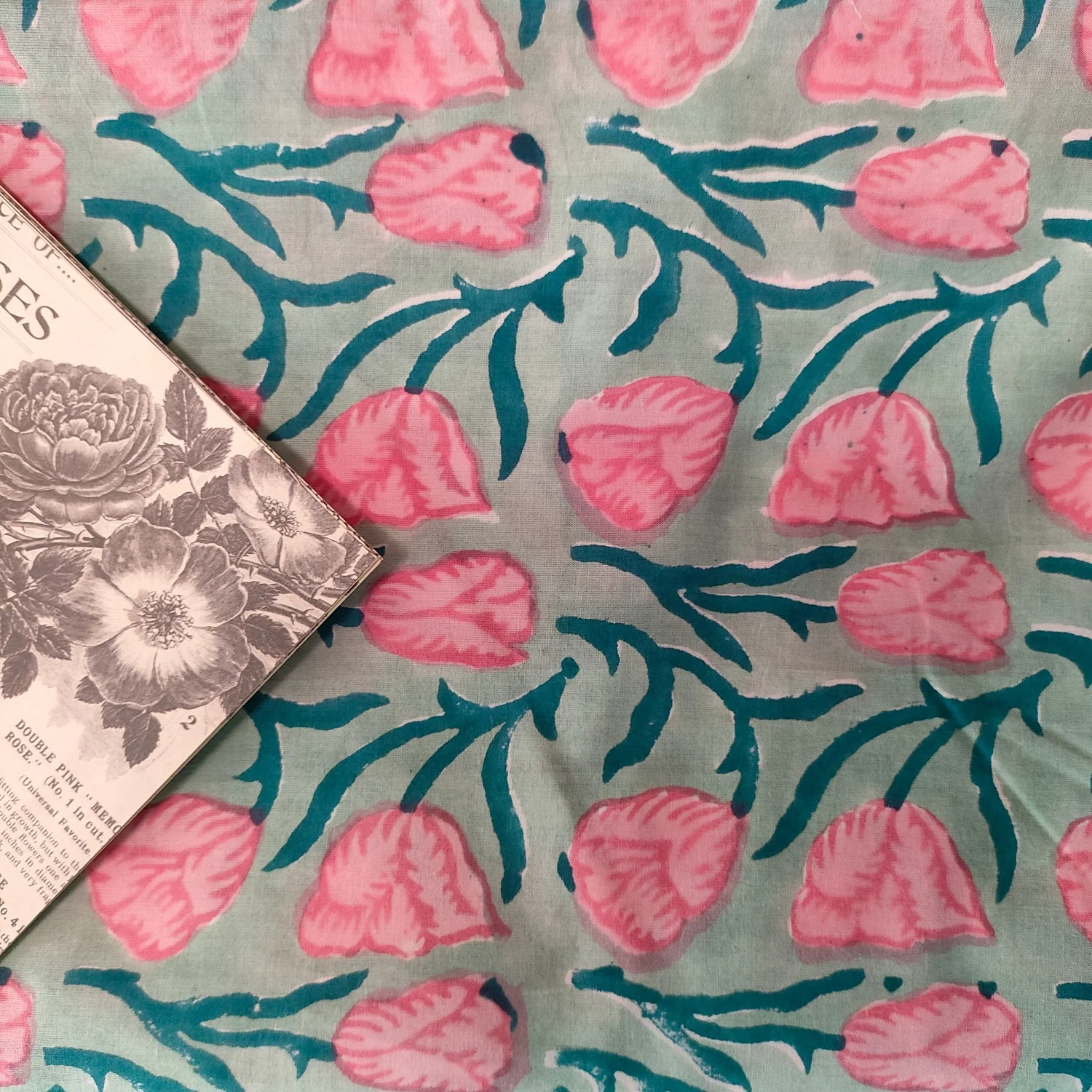 

India Block Print Large Floral Printed 100% Cotton Fabrics Ideal for DIY Elegant Clothing Home Decoration Artistic Crafts Design