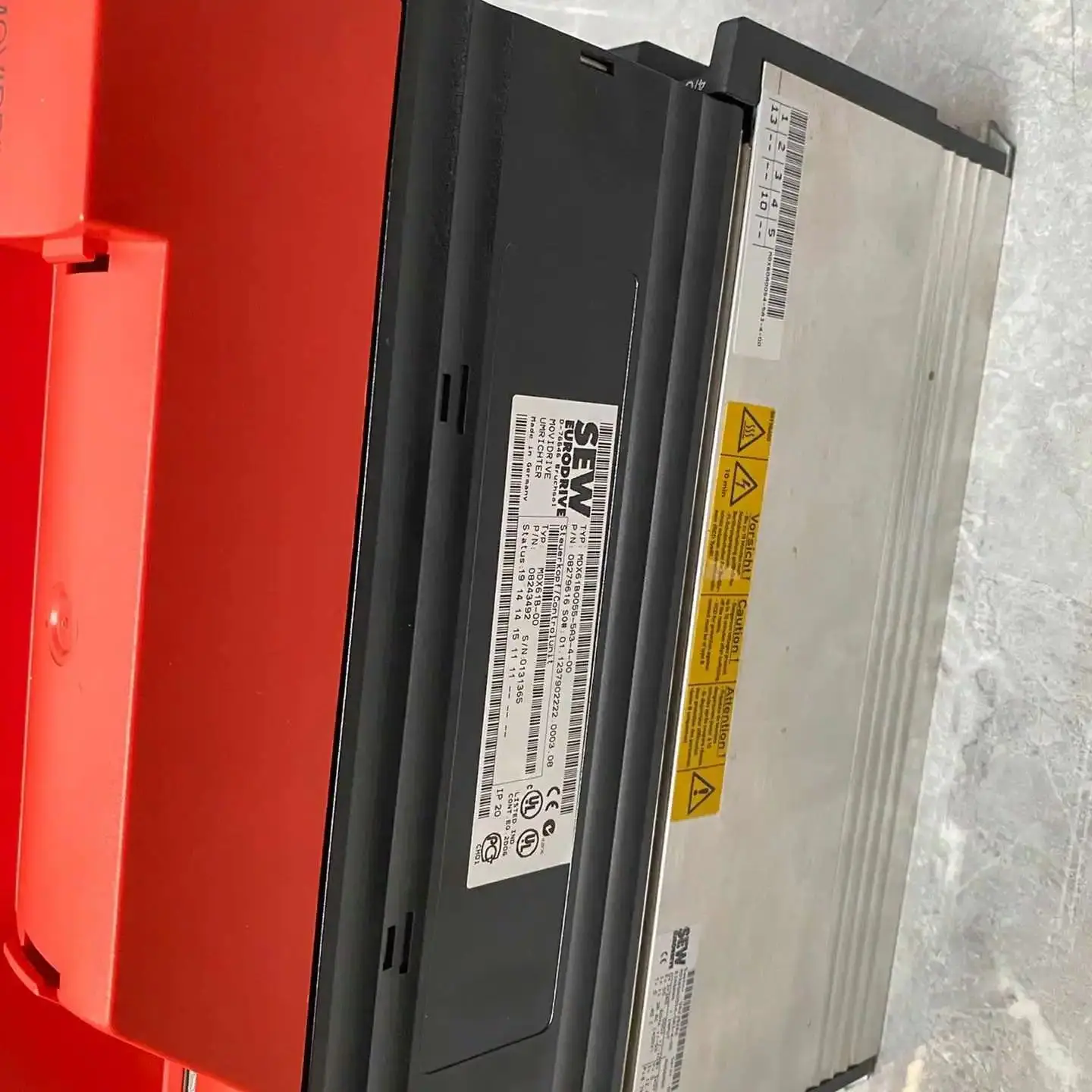 MDX61B0055-5A3-4-00 Инвертор для SEW