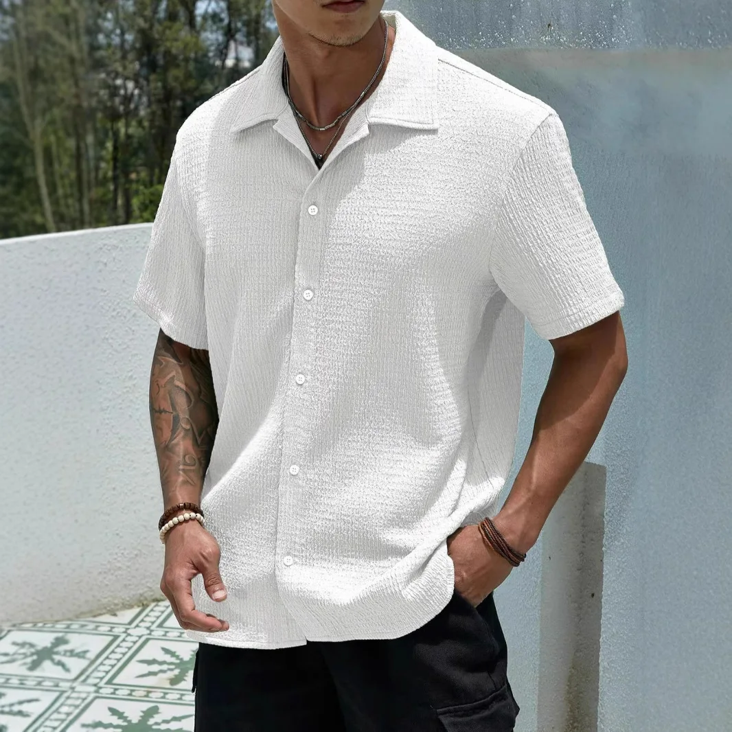 

2025 Fashion trend comfortable loose and lightweight men's shirt summer new men's clothing solid color short