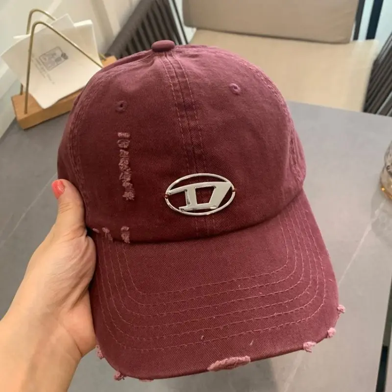 Outdoor Sports Cap New Metal D Casual Baseball Cap Female Students Washed to Do Old Holes In The Tide Cap