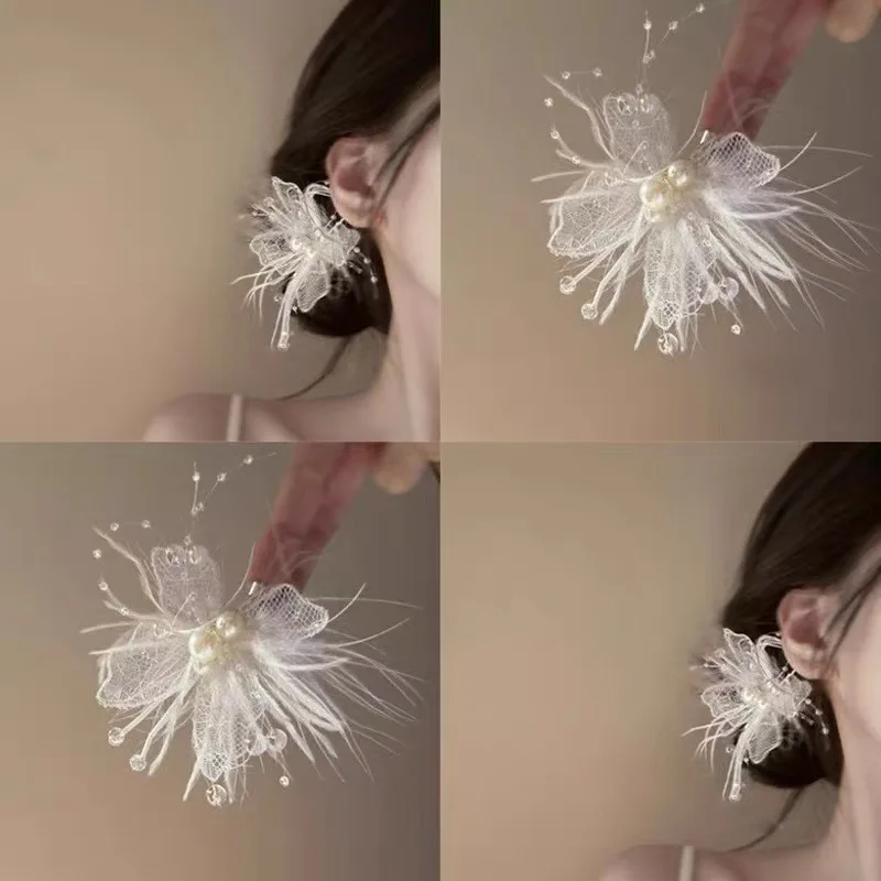 

White Lace Feather Hair Clip Side Pin Updo Tool for Women Elegant Girly Wedding Party Versatile Daily Wear Premium Lightweight