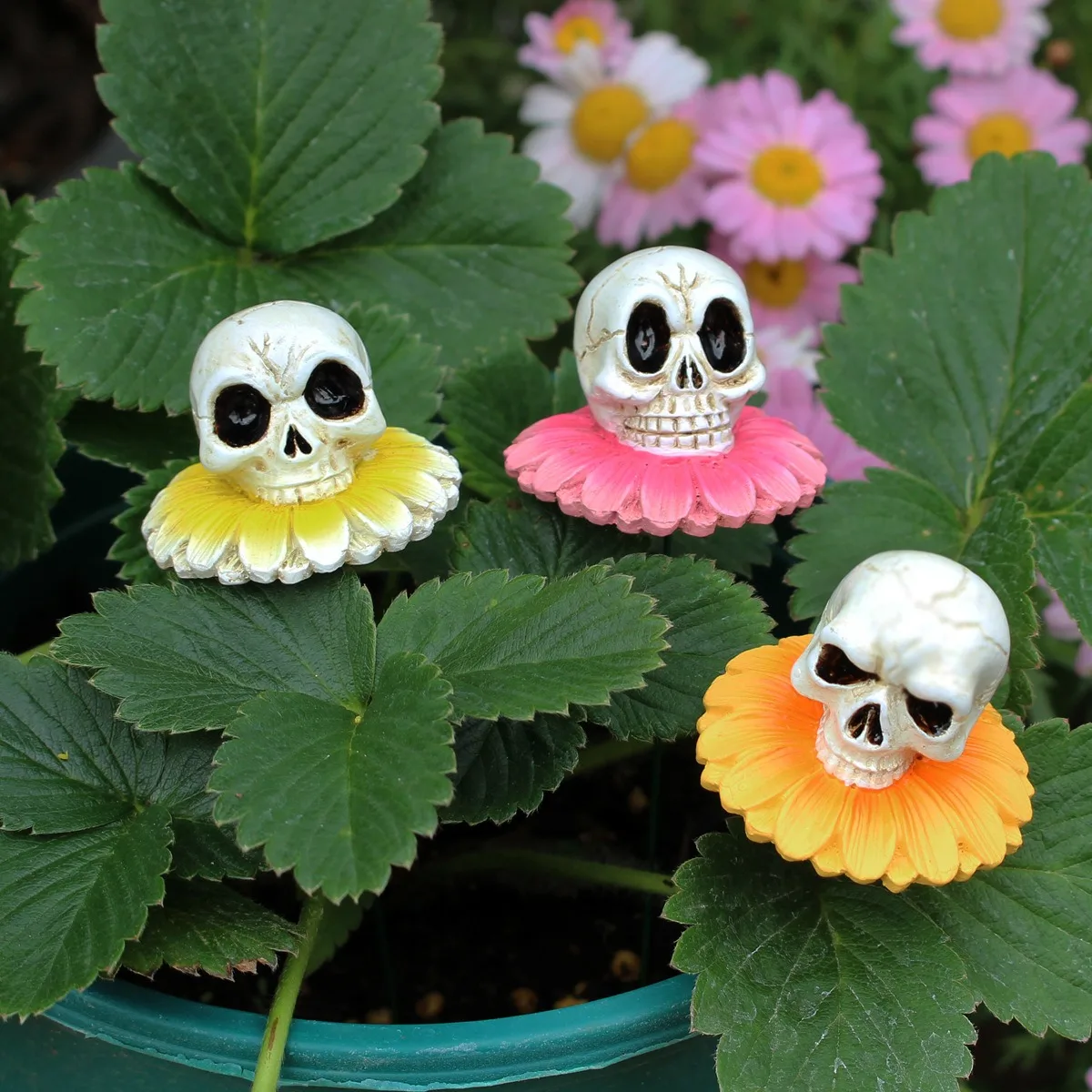 Halloween Skull Flower Stake Set of 3 Spooky Garden Ornament Patio Yard Planter Decor