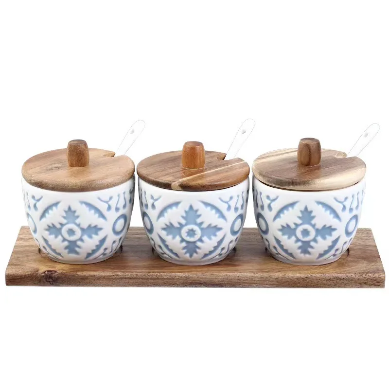 

DSA Seasoning Jar Three-piece Wooden Embossed Round Seasoning Box with Spoon Creative Ceramic Seasoning Jar Box