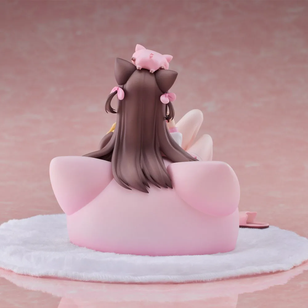 18CM Asaki Figur Schwein Prinzessin Anime Sitzhaltung Handwerk Tisch Dekoration Golf Modell Spielzeug Geschenk Sammlung Ornamente PVC