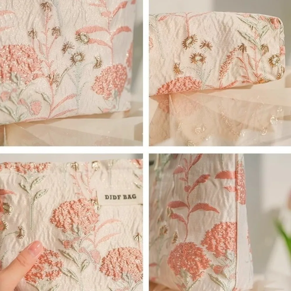 Portable Large Capacity Makeup Bag Cream Color Zipper Cosmetic Bag Floral Embroidered Toiletries Skincare Storage Bag Travel