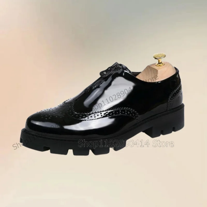 

Black Carving Design Patent Leather Men Loafers Fashion Front Zipper Men Shoes Luxurious Handmade Party Banquet Men Dress Shoes