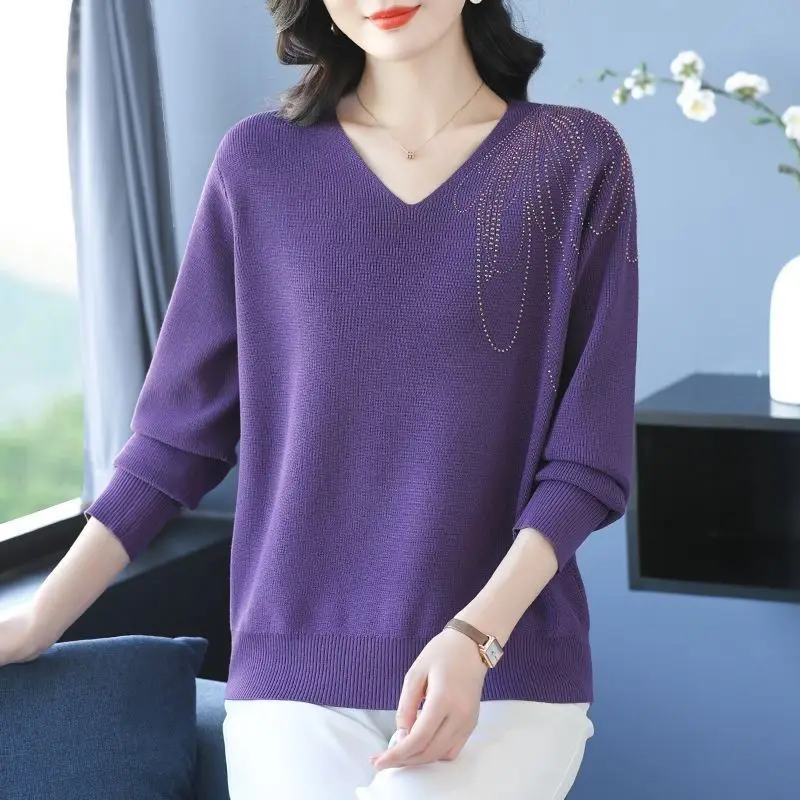 

High-Quality Sweater Women's Spring Autumn 2026New Coat Mother Pullover Fashion V-Neck Knitwear Ladies Short Bottoming Shirt Top