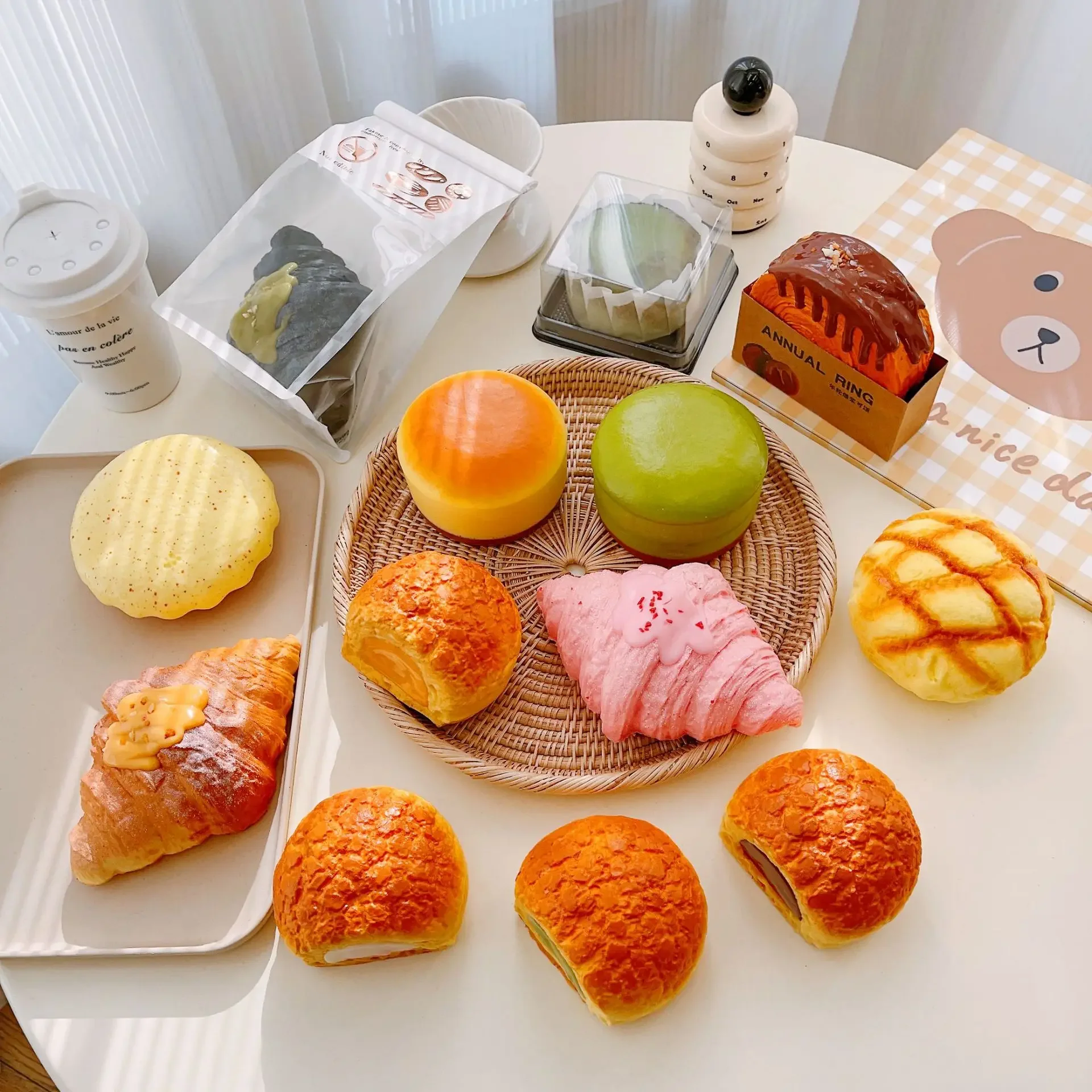 Fake Food Simulated Bread Toys Slow Rebound Decompression Toy Reduce Stress Relief Kids Toys Table Decoration Photography Props