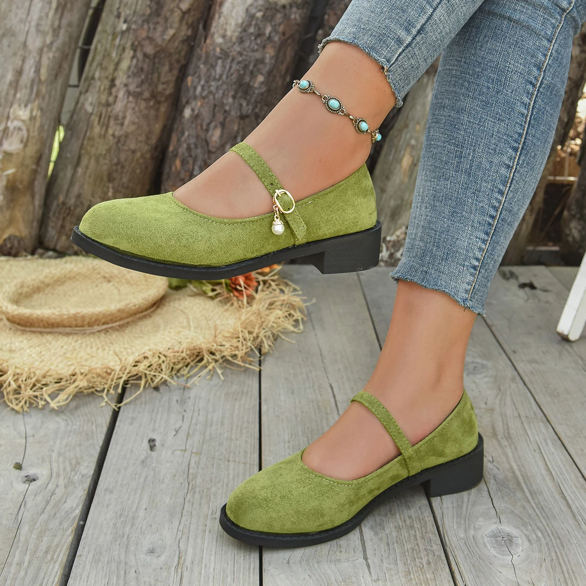 

Slope follow-up shoes for women 2025 new European and American style suede round toe single shoe with one line and large size