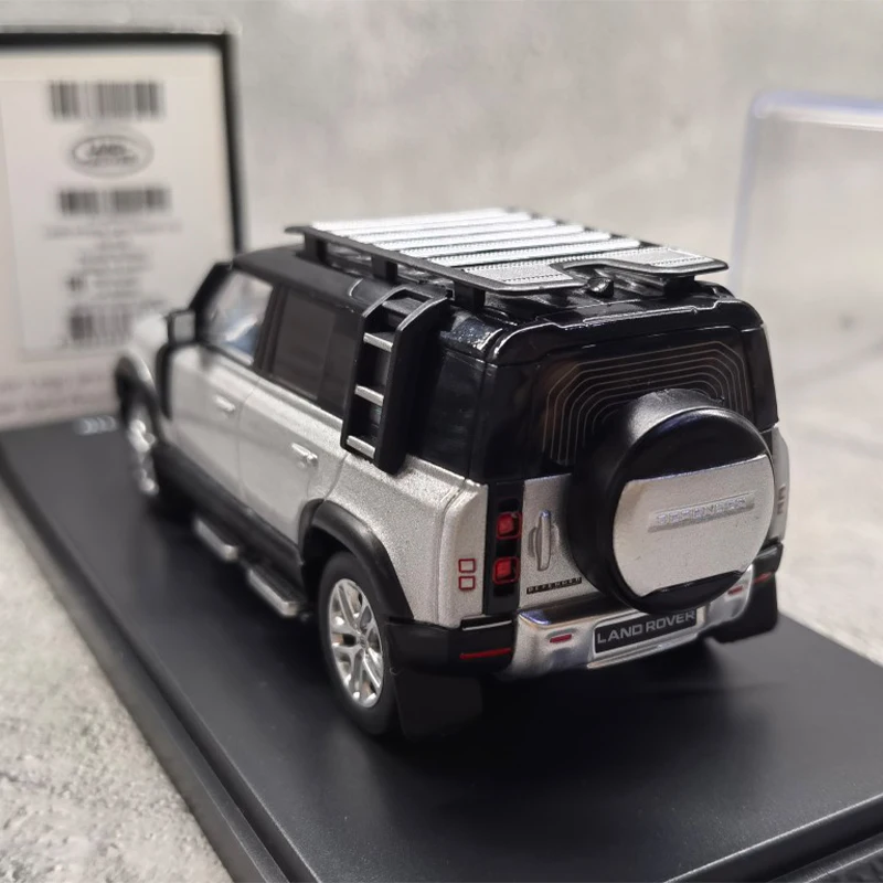 Diecast 1/43 Scale Land Rover Defender 110 SUV Simulation Alloy Model Car Collectible Toy Gift Souvenir Display Ornaments