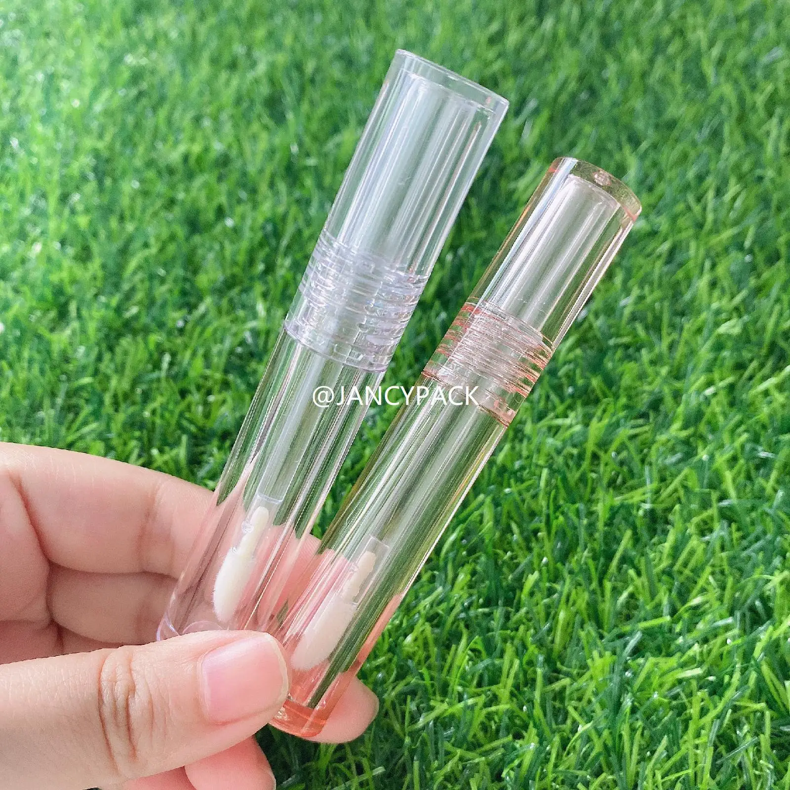 Botella de aceite de labios delgada, redonda, totalmente transparente, logotipo personalizado, embalaje de tubos de brillo de labios transparentes de plástico vacío, 2ml