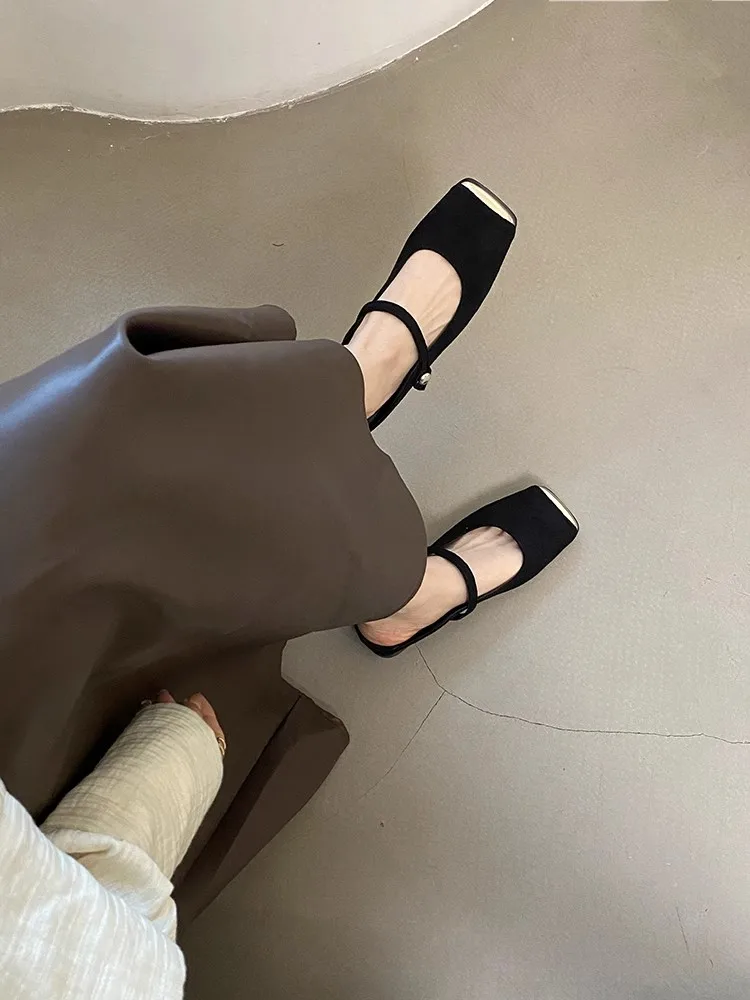 2025 Spring New Women's Wrap Toe Slippers Colorblock Square Toe Flat Front Strap Buckle Retro Classic Casual Ladies Suede Shoes