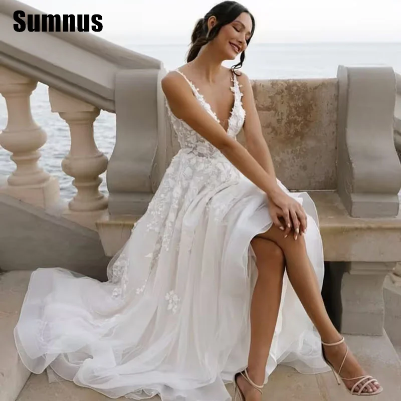 

Sumnus Elegant Tulle A-Line Wedding Dresses Deep V-Neck Floor-Length Bridal Gowns Spaghetti Strap Bride Dress Customized