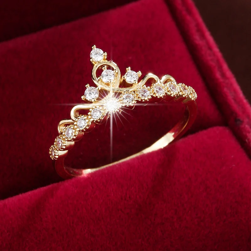 Elegant Female Stylish Crown Design Ring Trendy Synthetic Zirconia Women's Ring
